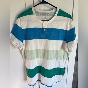 AMERICAN EAGLE SIZE L HENLEY